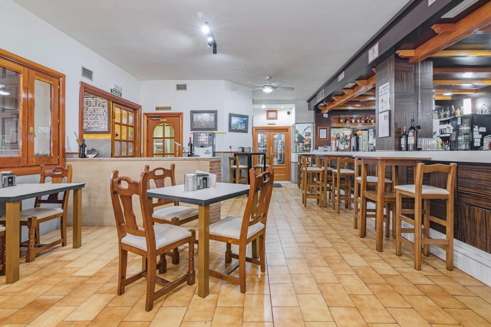 Bedrift til salgs i Atarfe med garasje - € 895 000 (Ref: 8860793)