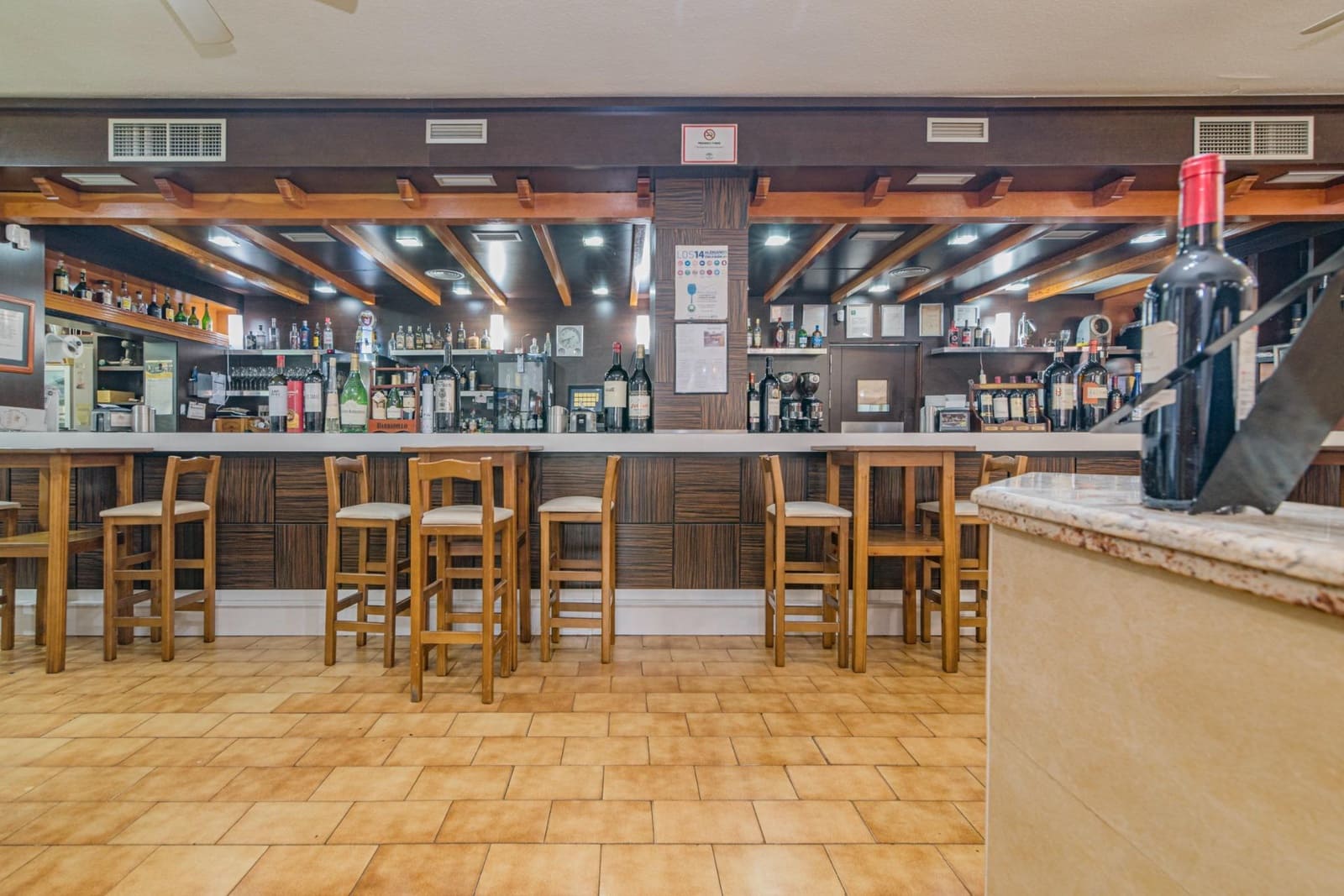 Bedrift til salgs i Atarfe med garasje - € 895 000 (Ref: 8860793)