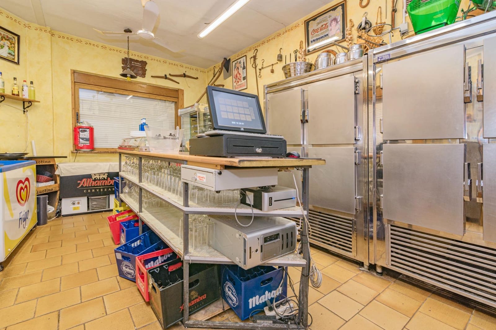 Bedrift til salgs i Atarfe med garasje - € 895 000 (Ref: 8860793)