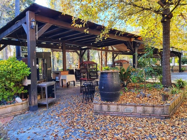 Företag till salu i Atarfe med garage - 895 000 € (Ref: 8860793)