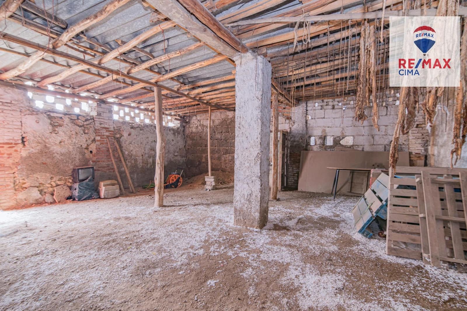 Dom na sprzedaż w Romilla - 59 900 € (Ref: 8865260)