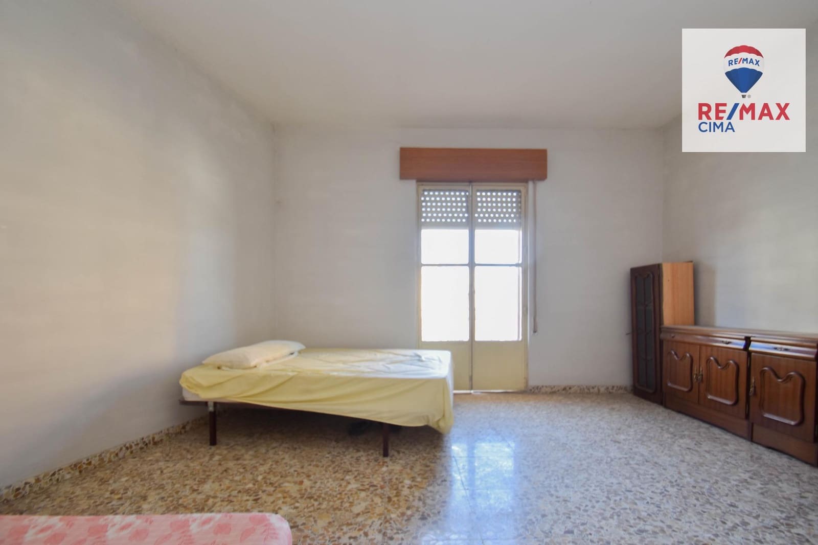 6 Zimmer Villa zu verkaufen in Cullar Vega mit Garage - 270.000 € (Ref: 8867342)