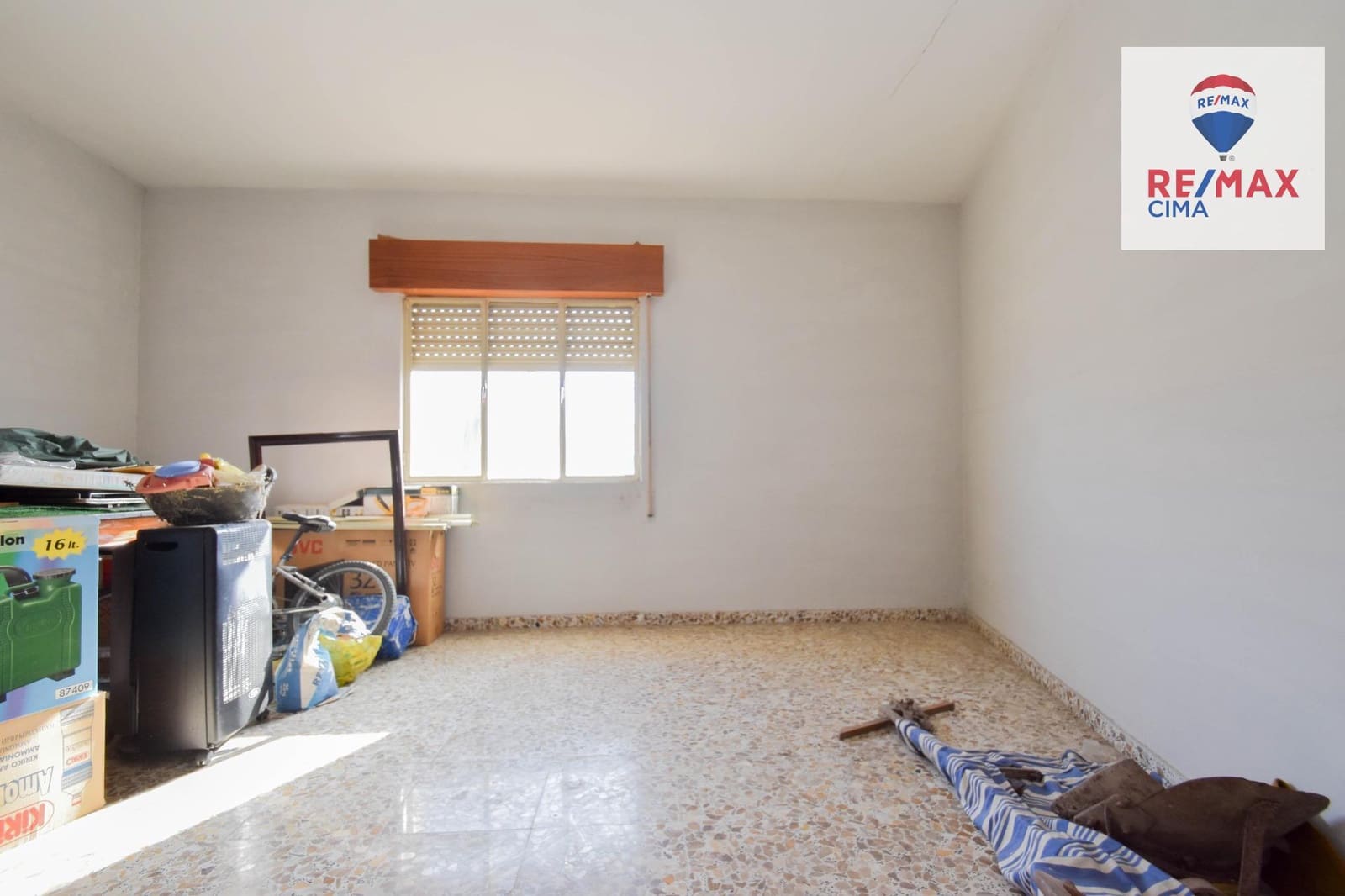 6 Zimmer Villa zu verkaufen in Cullar Vega mit Garage - 270.000 € (Ref: 8867342)