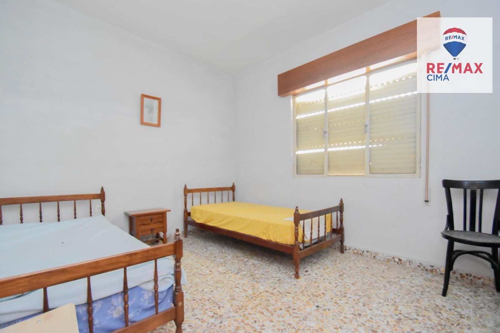 6 Zimmer Villa zu verkaufen in Cullar Vega mit Garage - 270.000 € (Ref: 8867342)