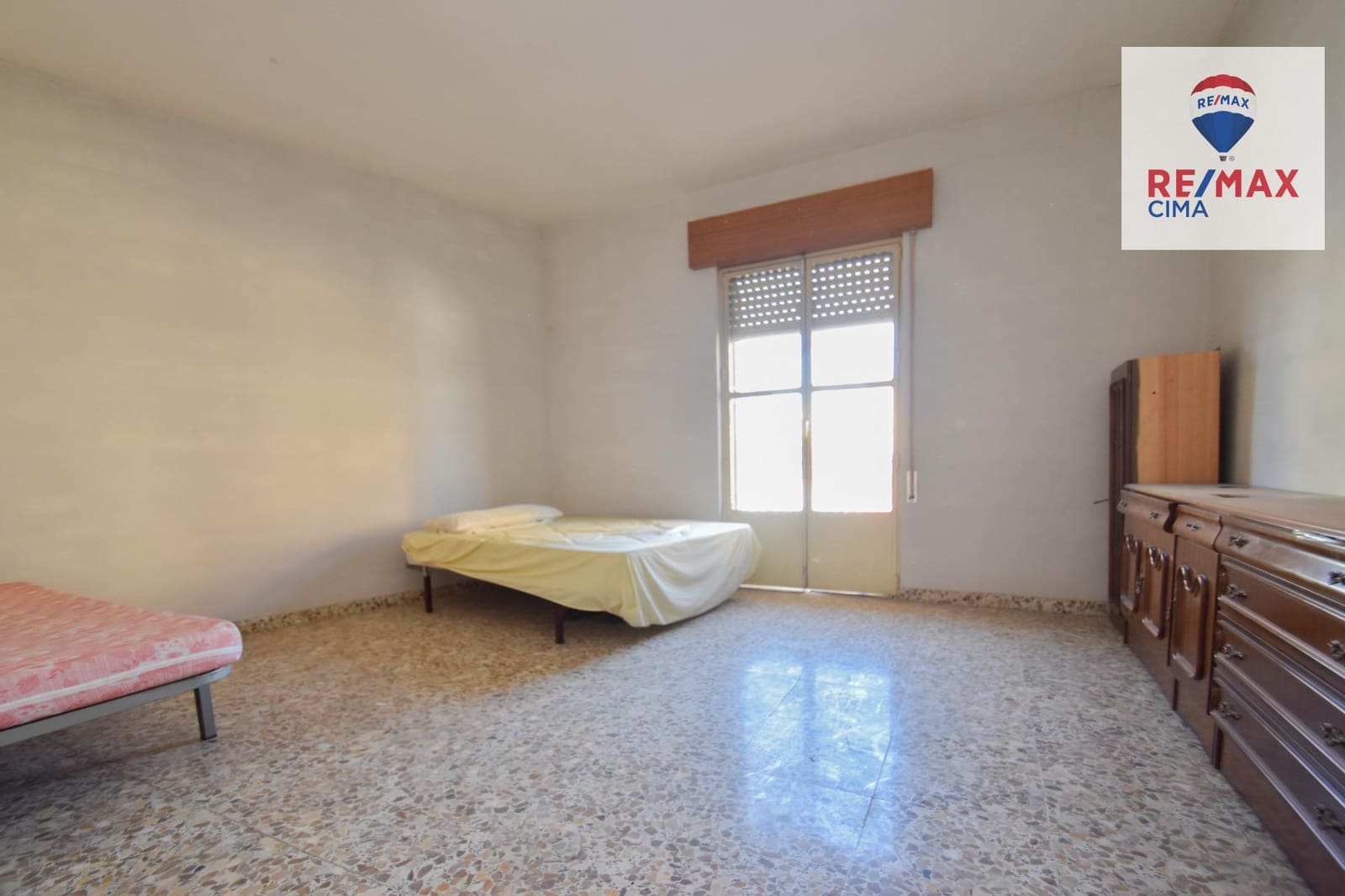 6 Zimmer Villa zu verkaufen in Cullar Vega mit Garage - 270.000 € (Ref: 8867342)