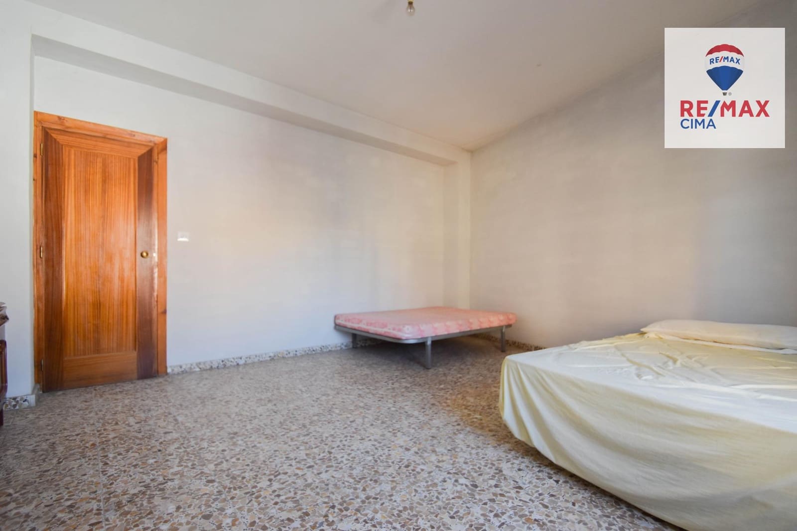 6 Zimmer Villa zu verkaufen in Cullar Vega mit Garage - 270.000 € (Ref: 8867342)