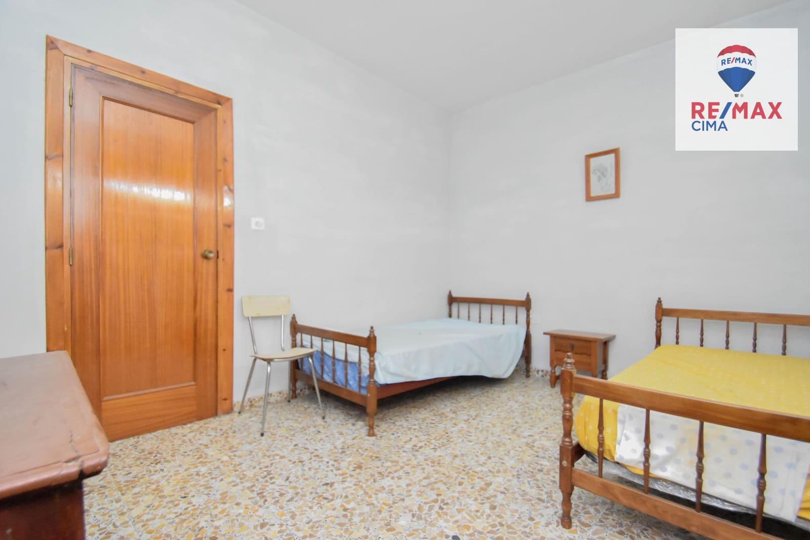 6 Zimmer Villa zu verkaufen in Cullar Vega mit Garage - 270.000 € (Ref: 8867342)