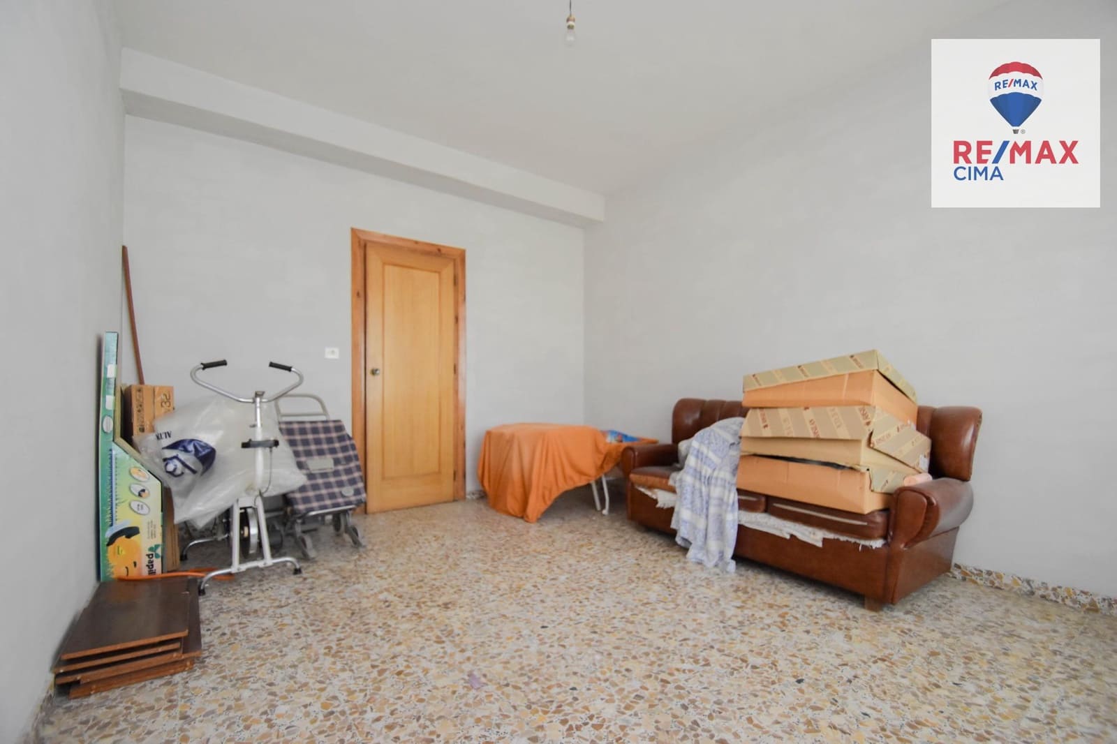 6 Zimmer Villa zu verkaufen in Cullar Vega mit Garage - 270.000 € (Ref: 8867342)