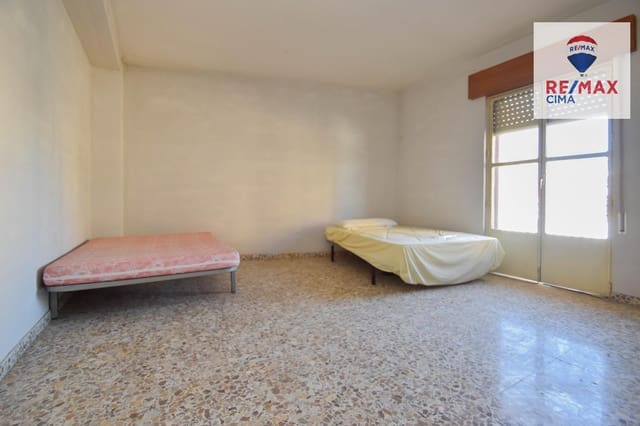 6 Zimmer Villa zu verkaufen in Cúllar Vega mit Garage - 270.000 € (Ref: 8867342)