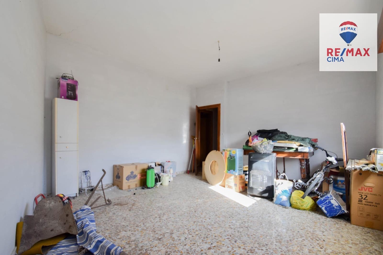 6 Zimmer Villa zu verkaufen in Cullar Vega mit Garage - 270.000 € (Ref: 8867342)