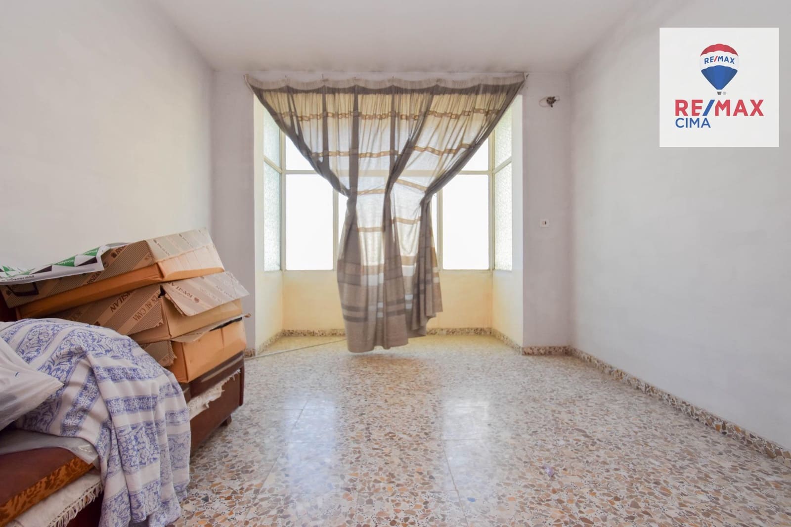 6 Zimmer Villa zu verkaufen in Cullar Vega mit Garage - 270.000 € (Ref: 8867342)