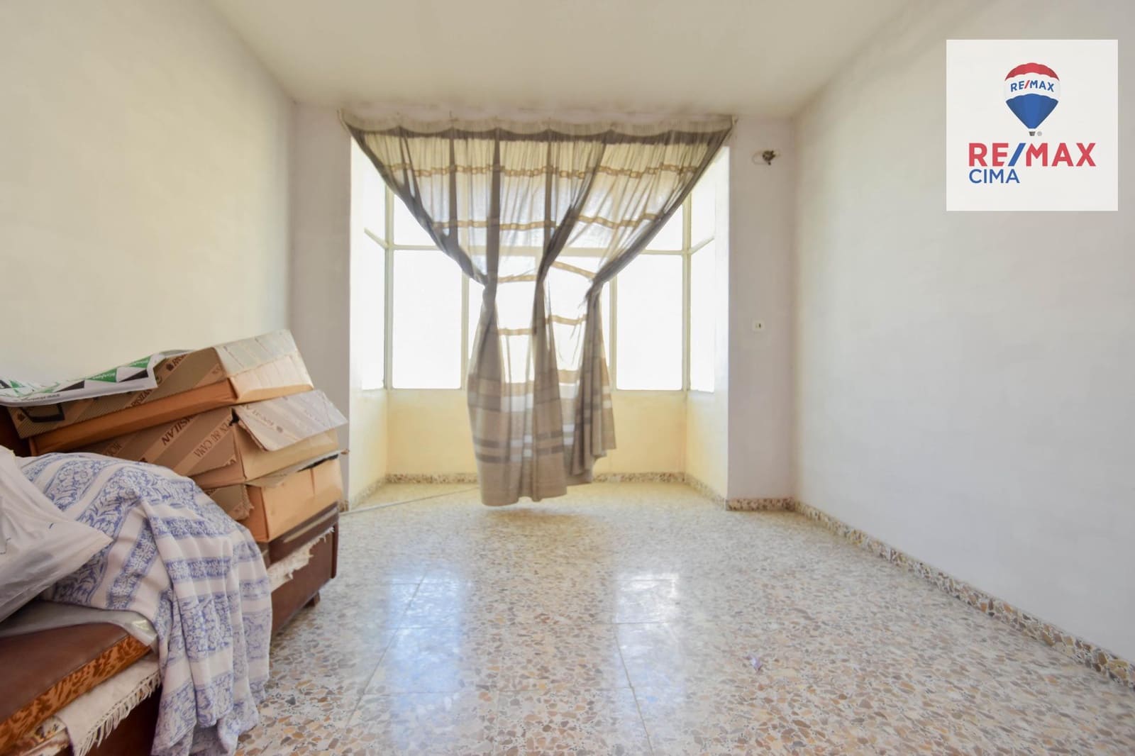 6 Zimmer Villa zu verkaufen in Cullar Vega mit Garage - 270.000 € (Ref: 8867342)