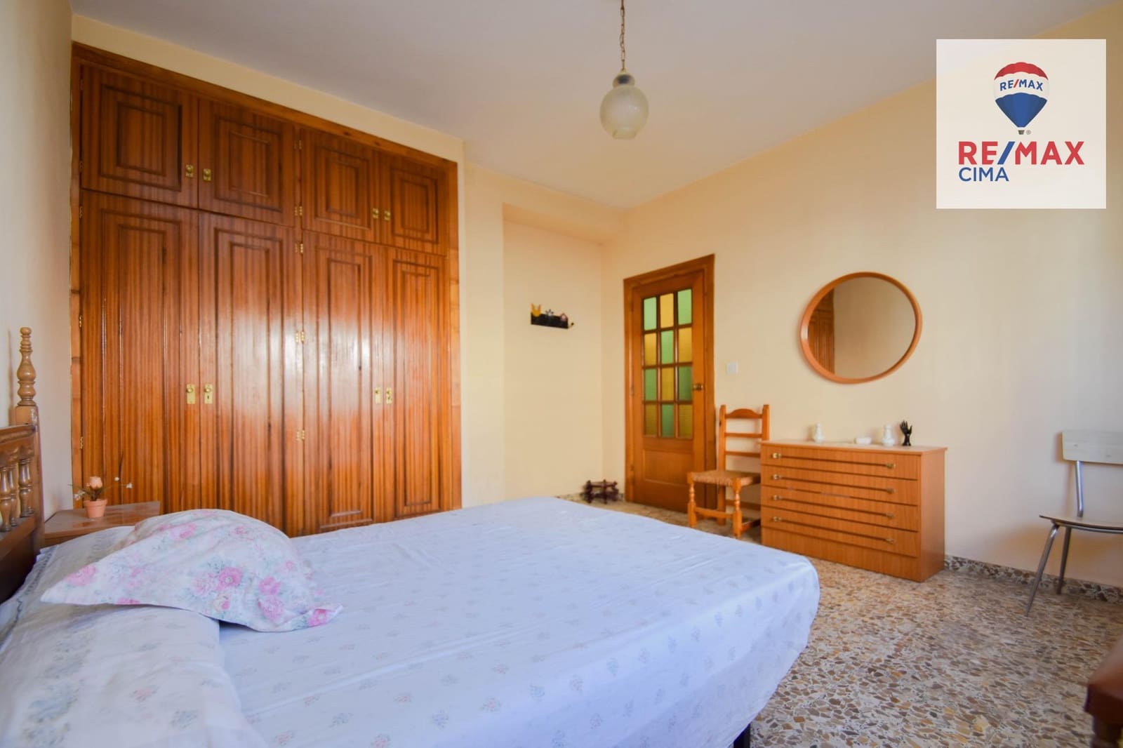 6 Zimmer Villa zu verkaufen in Cullar Vega mit Garage - 270.000 € (Ref: 8867342)