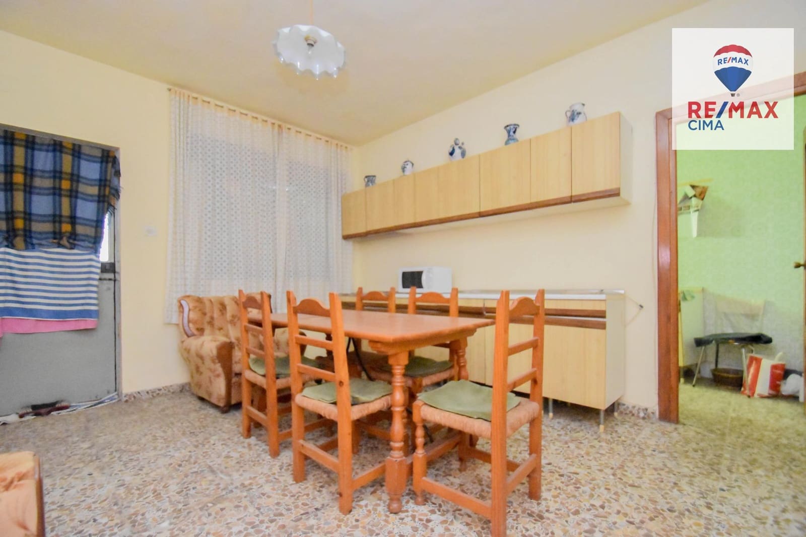 6 Zimmer Villa zu verkaufen in Cullar Vega mit Garage - 270.000 € (Ref: 8867342)