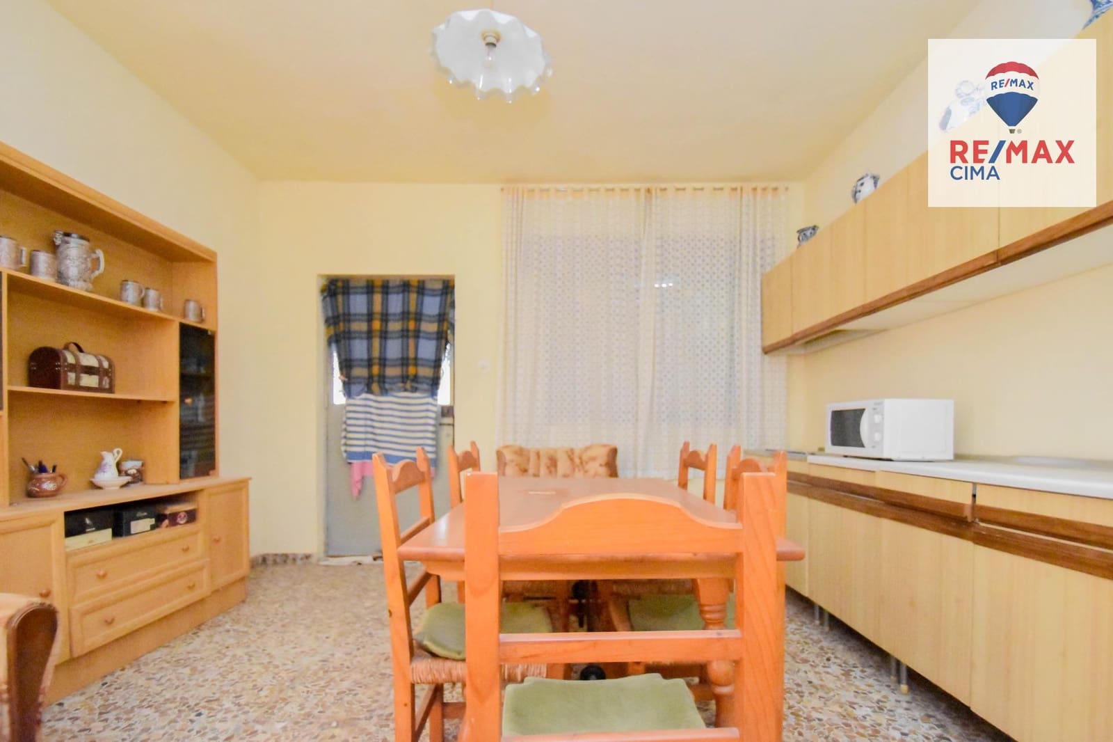 6 Zimmer Villa zu verkaufen in Cullar Vega mit Garage - 270.000 € (Ref: 8867342)