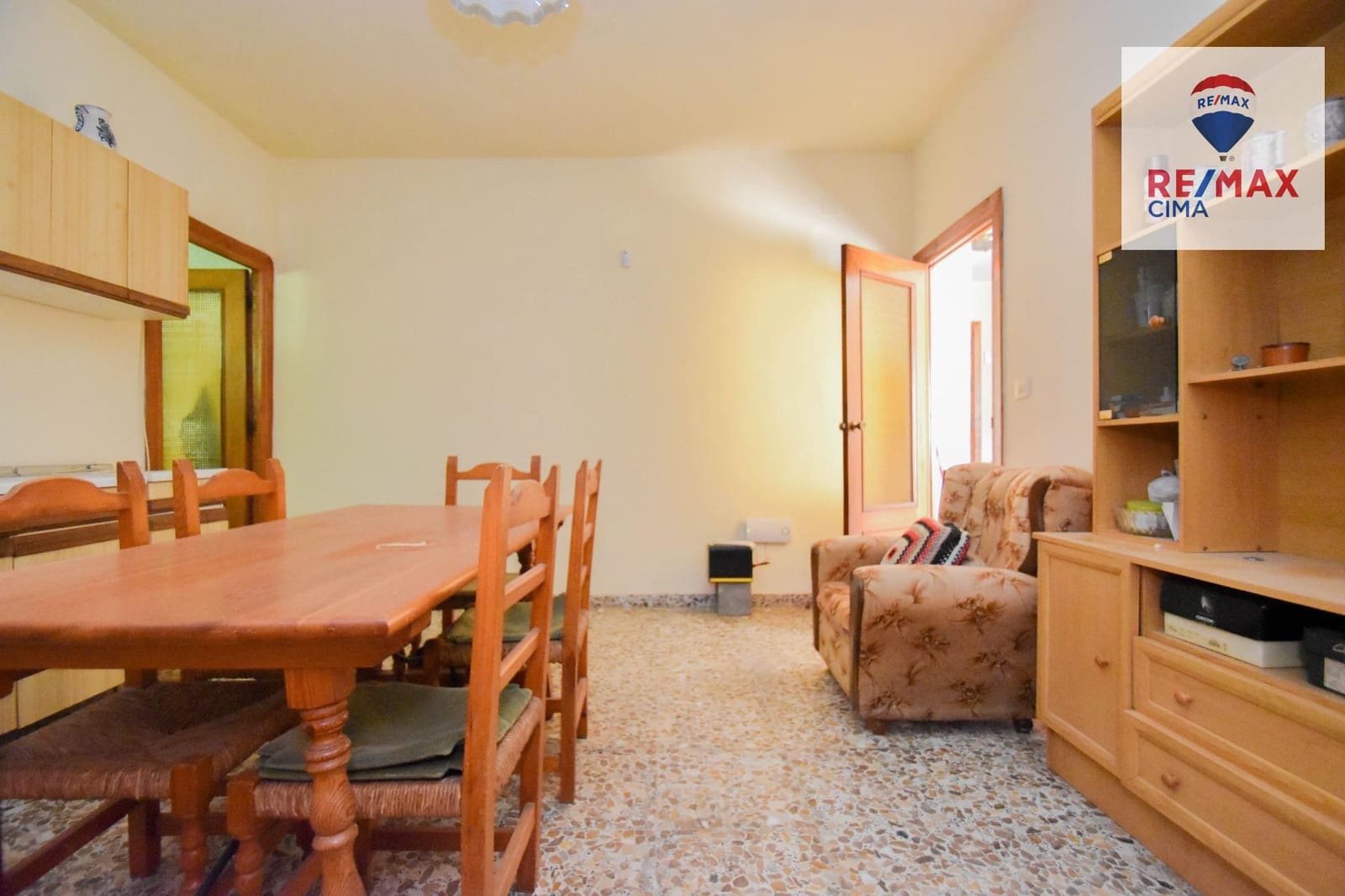 6 Zimmer Villa zu verkaufen in Cullar Vega mit Garage - 270.000 € (Ref: 8867342)