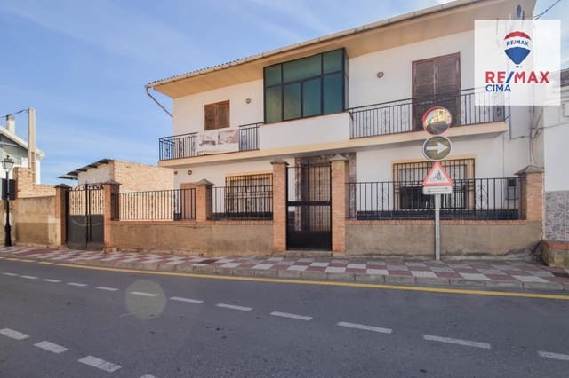 6 soveværelse Villa til salg i Cúllar Vega med garage - € 270.000 (Ref: 8867342)