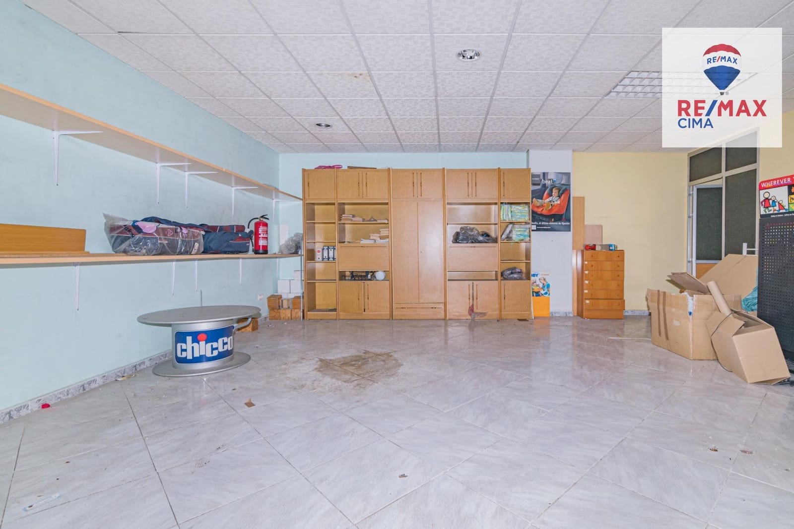 Kommersiell till salu i Granada stad - 210 000 € (Ref: 8869597)