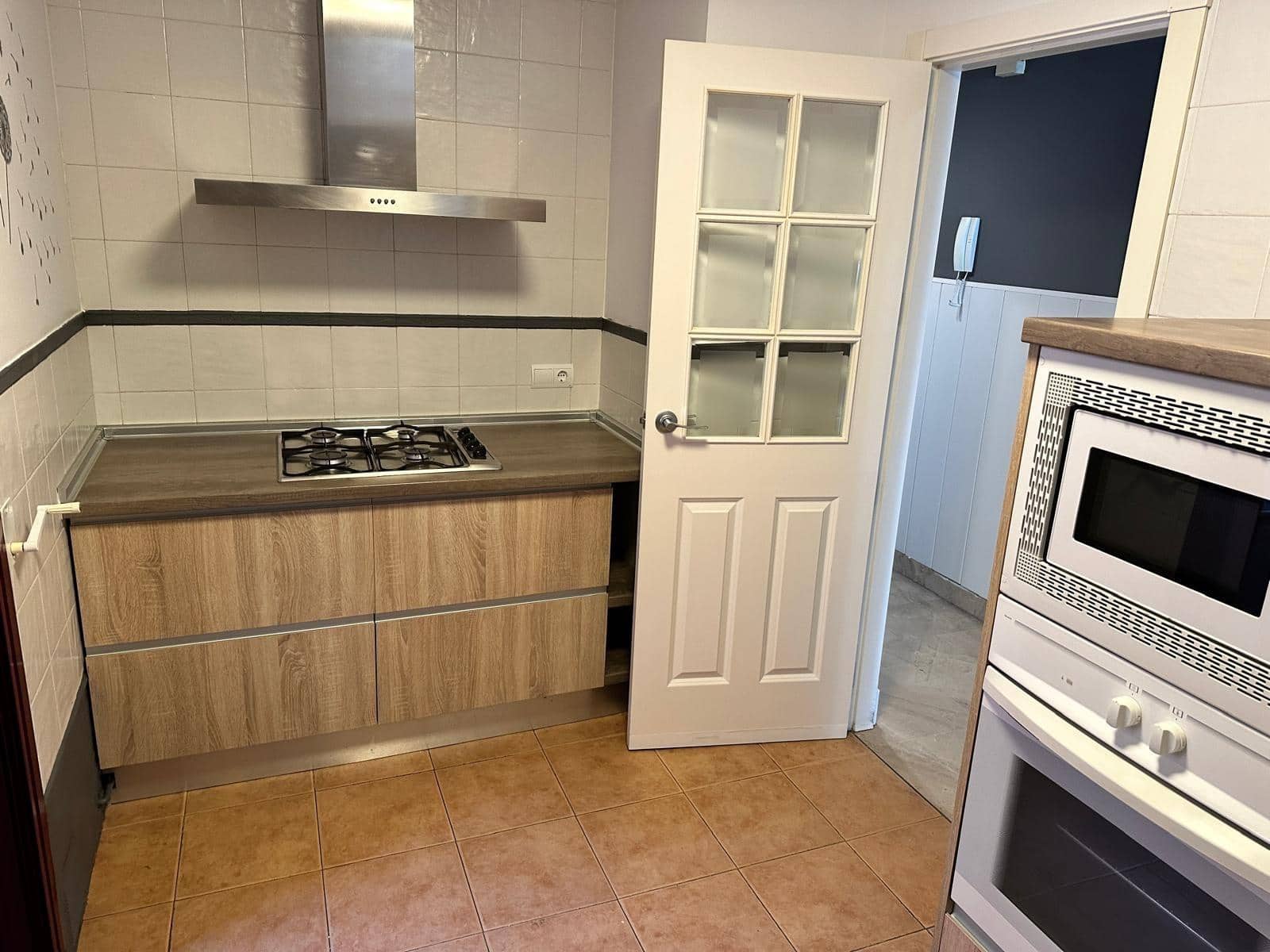 2 soveværelse Lejlighed til leje i Armilla med garage - € 970 (Ref: 8869598)