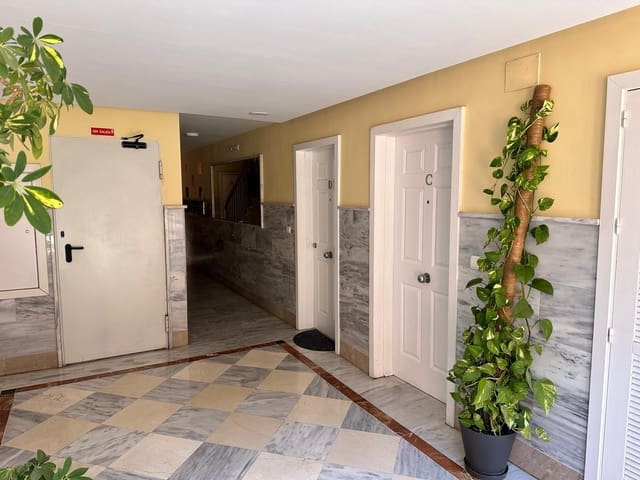 2 soveværelse Lejlighed til leje i Armilla med garage - € 970 (Ref: 8869598)