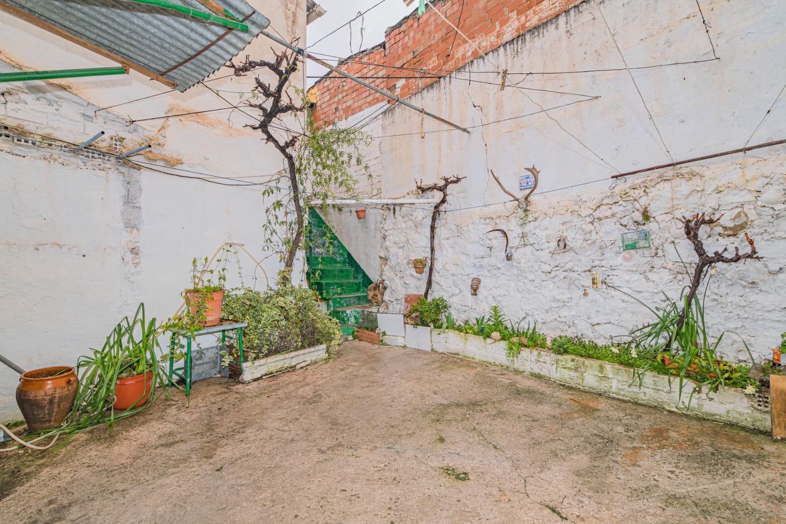 3 slaapkamer Huis te koop in Campillo de Arenas - € 29.900 (Ref: 8881572)