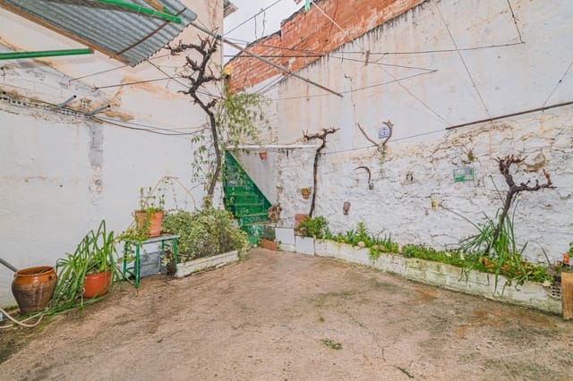 3 slaapkamer Huis te koop in Campillo de Arenas - € 29.900 (Ref: 8881572)