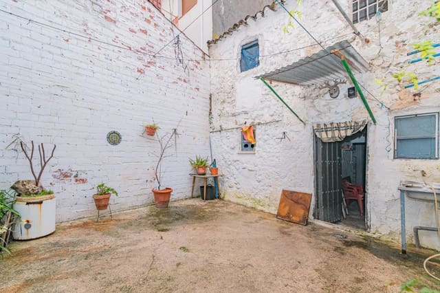 3 slaapkamer Huis te koop in Campillo de Arenas - € 29.900 (Ref: 8881572)