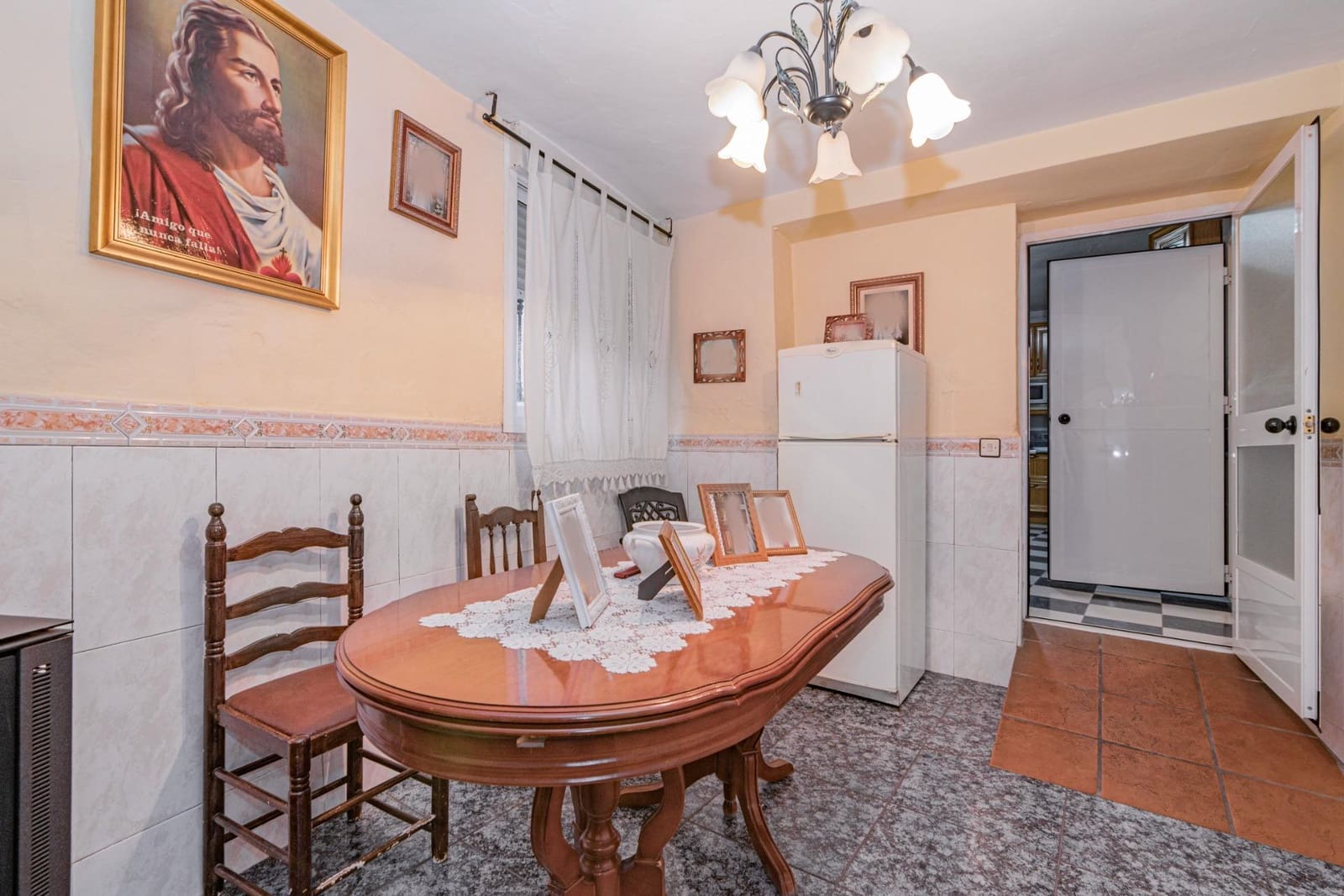 4 soveværelse Byhus til salg i Campillo de Arenas - € 62.900 (Ref: 8881573)