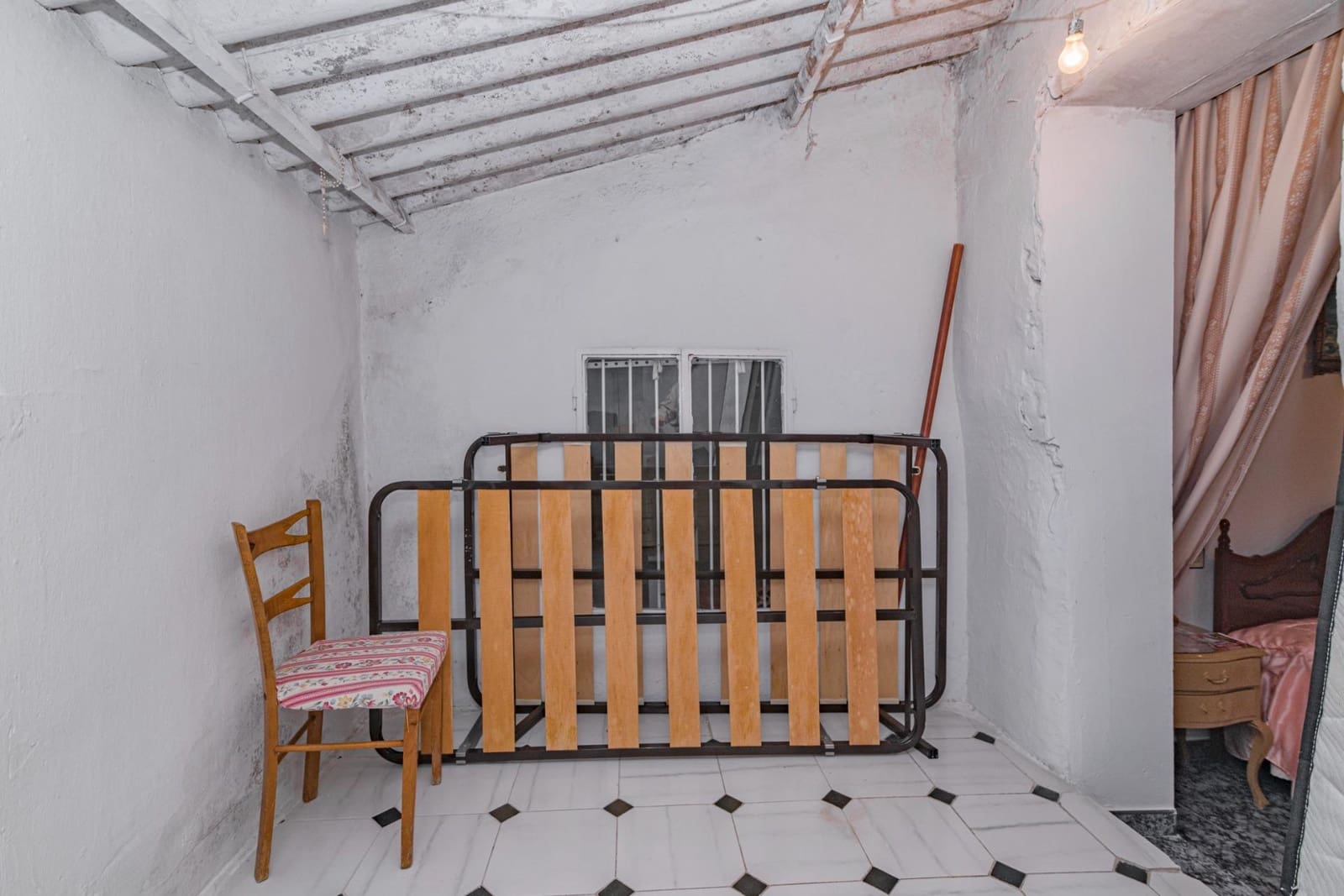 4 soveværelse Byhus til salg i Campillo de Arenas - € 62.900 (Ref: 8881573)