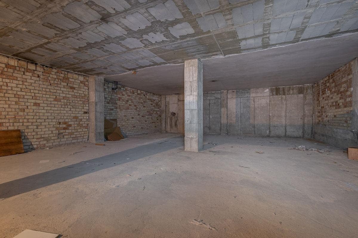 Erhverv til leje i Granada by - € 2.700 (Ref: 8893078)