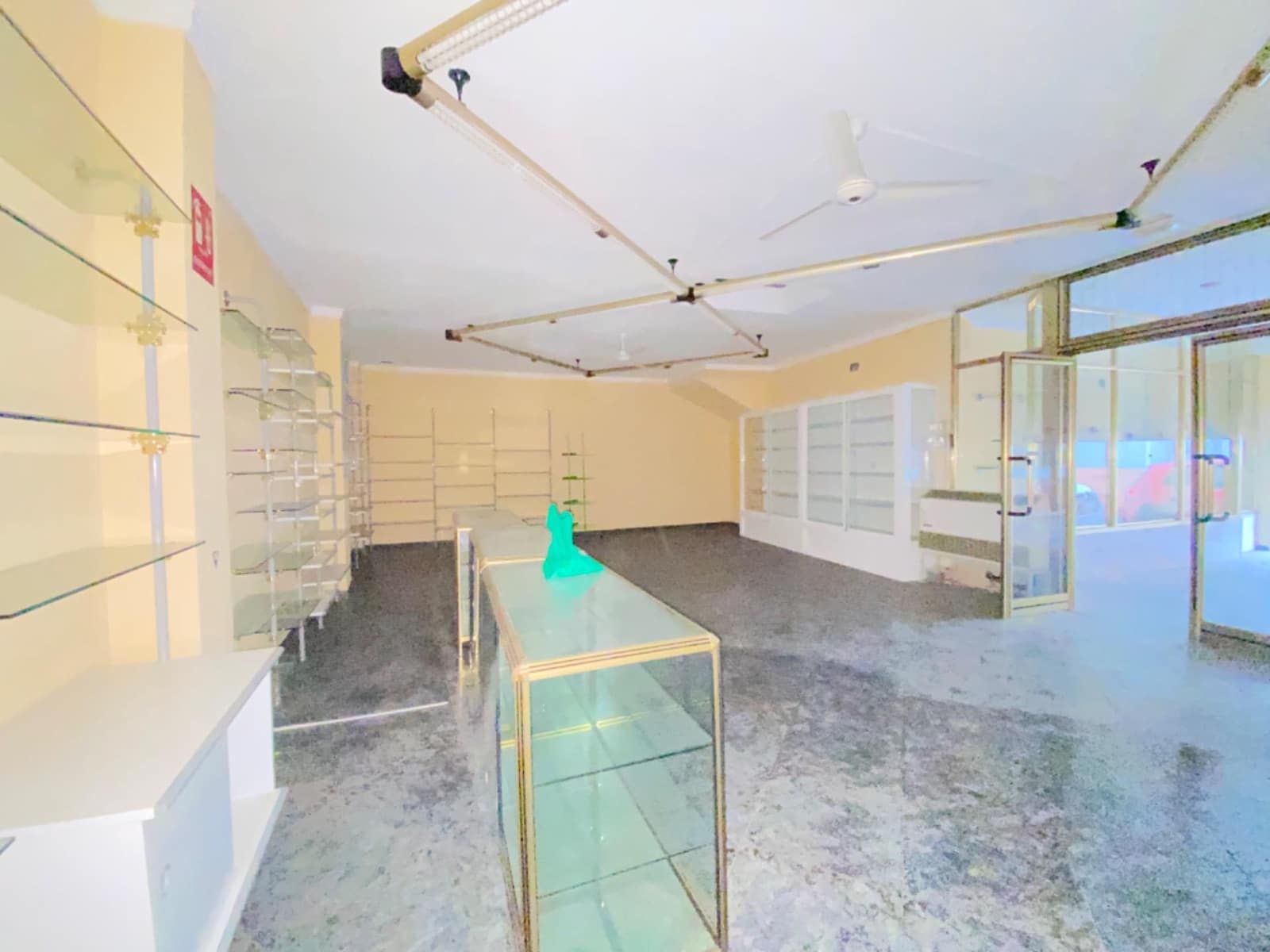 Commerciale da affittare in Atarfe - 350 € (Rif: 8893079)