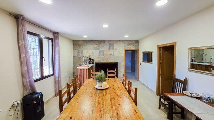 10 soveværelse Villa til salg i Castril med swimmingpool garage - € 8.500.000 (Ref: 8895019)