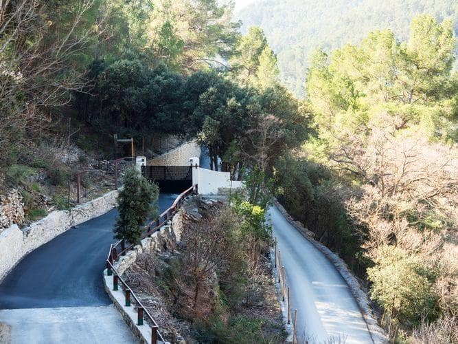 10 soveværelse Villa til salg i Castril med swimmingpool garage - € 8.500.000 (Ref: 8895019)