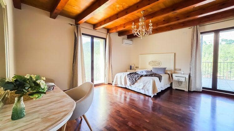 10 soveværelse Villa til salg i Castril med swimmingpool garage - € 8.500.000 (Ref: 8895019)