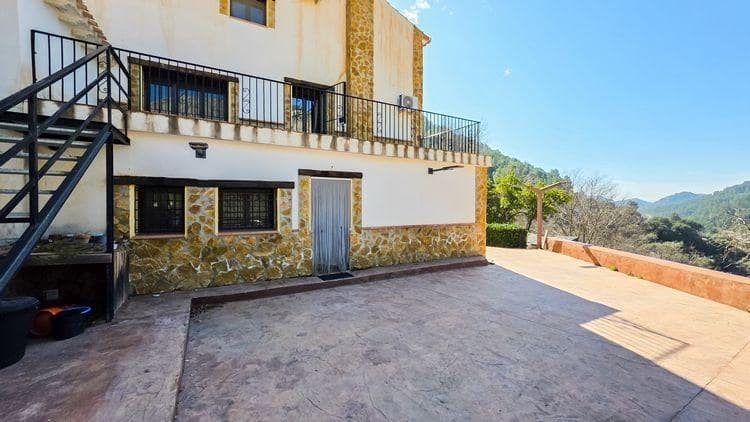 10 soveværelse Villa til salg i Castril med swimmingpool garage - € 8.500.000 (Ref: 8895019)