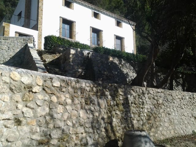 10 makuuhuone Huvila myytävänä paikassa Castril mukana uima-altaan 
autotalli - 8 500 000 € (Ref: 8895019)