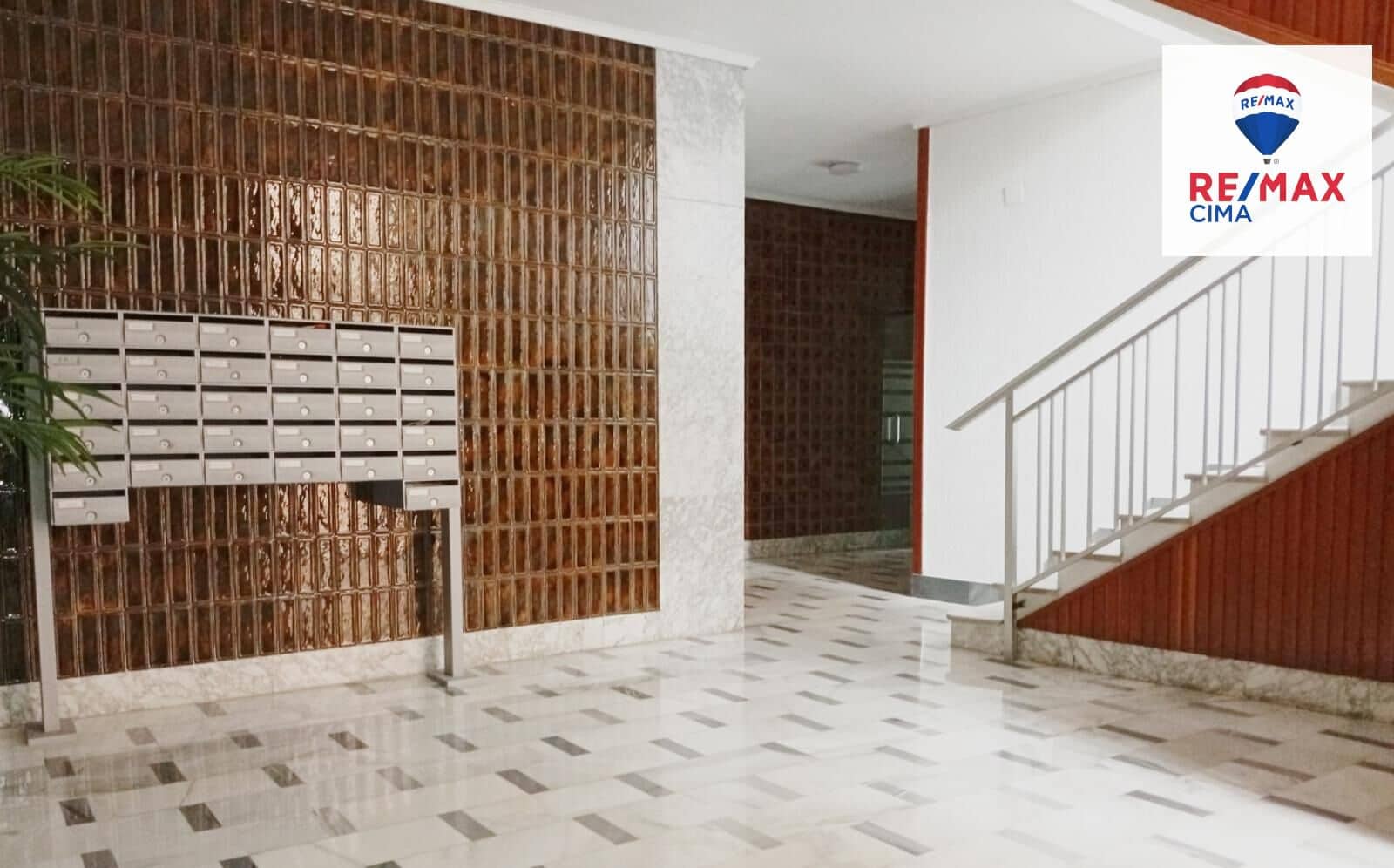 4 slaapkamer Flat te koop in Baza - € 99.900 (Ref: 8923741)