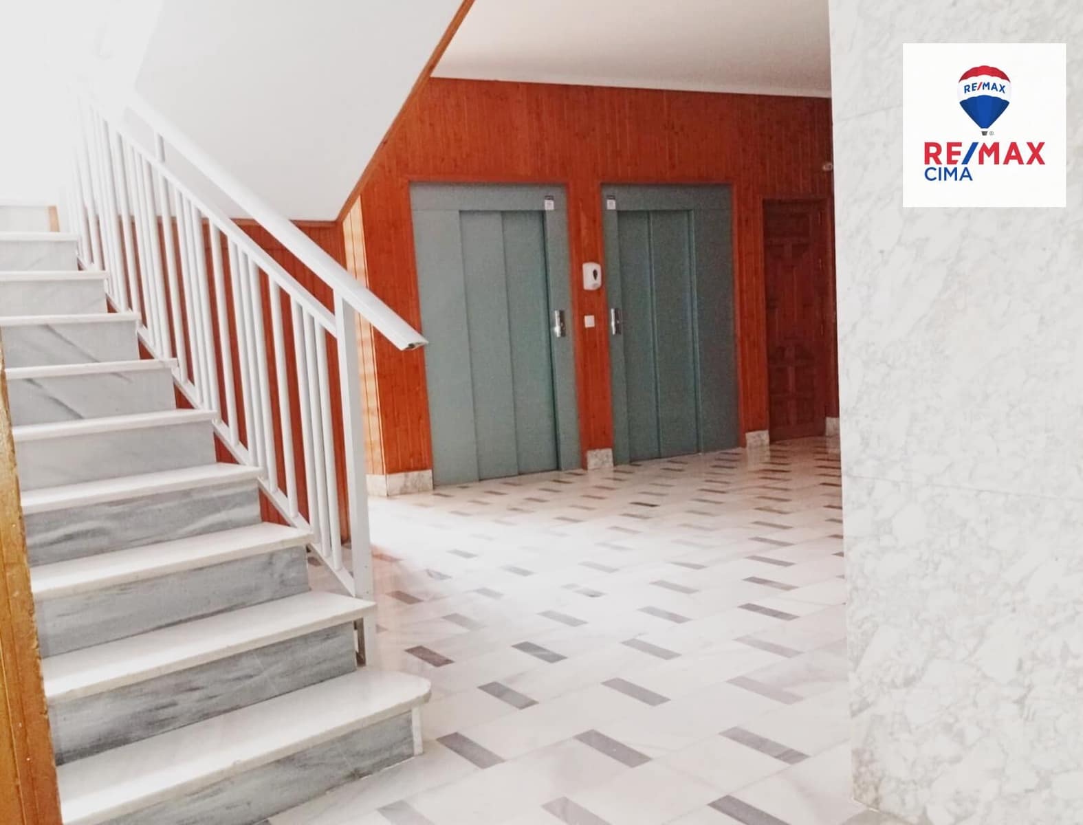 4 slaapkamer Flat te koop in Baza - € 99.900 (Ref: 8923741)