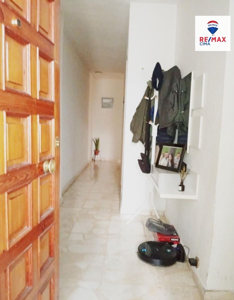 4 slaapkamer Flat te koop in Baza - € 99.900 (Ref: 8923741)