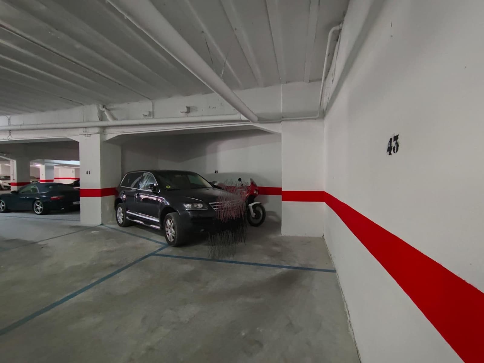 Garage til salg i Granada by - € 51.500 (Ref: 8929975)