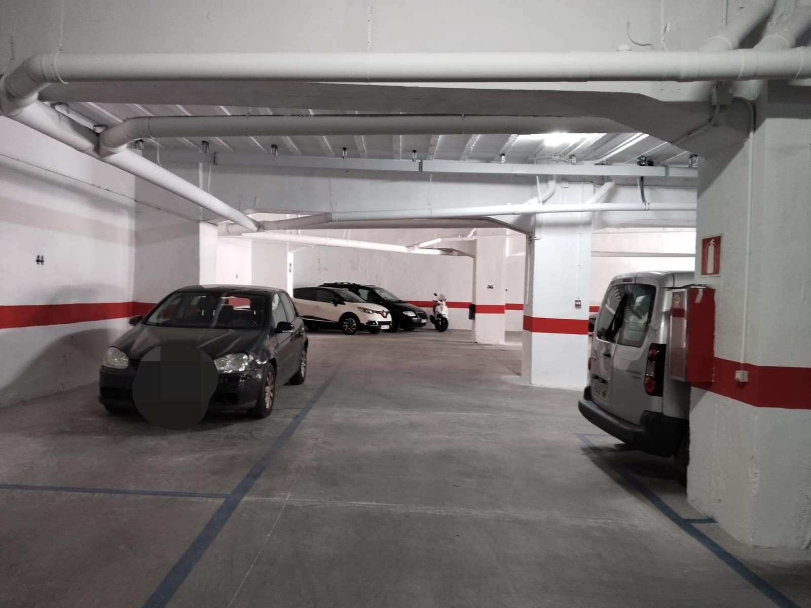 Garage til salg i Granada by - € 51.500 (Ref: 8929975)