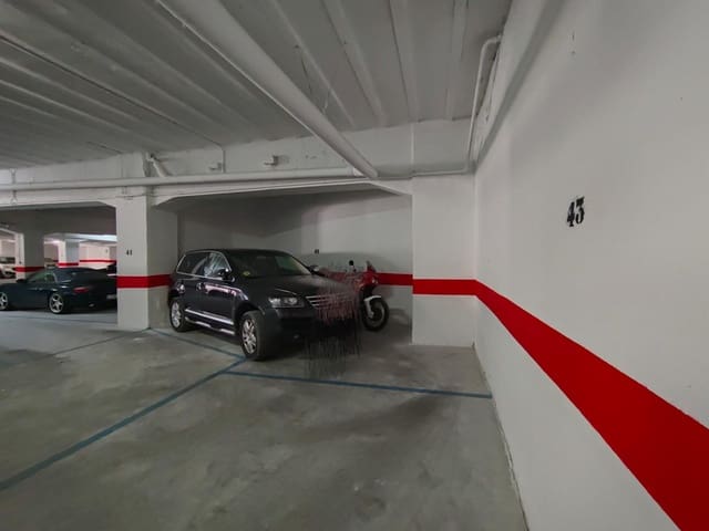 Garage in vendita in Centro, Granada città - 51.500 € (Rif: 8929975)