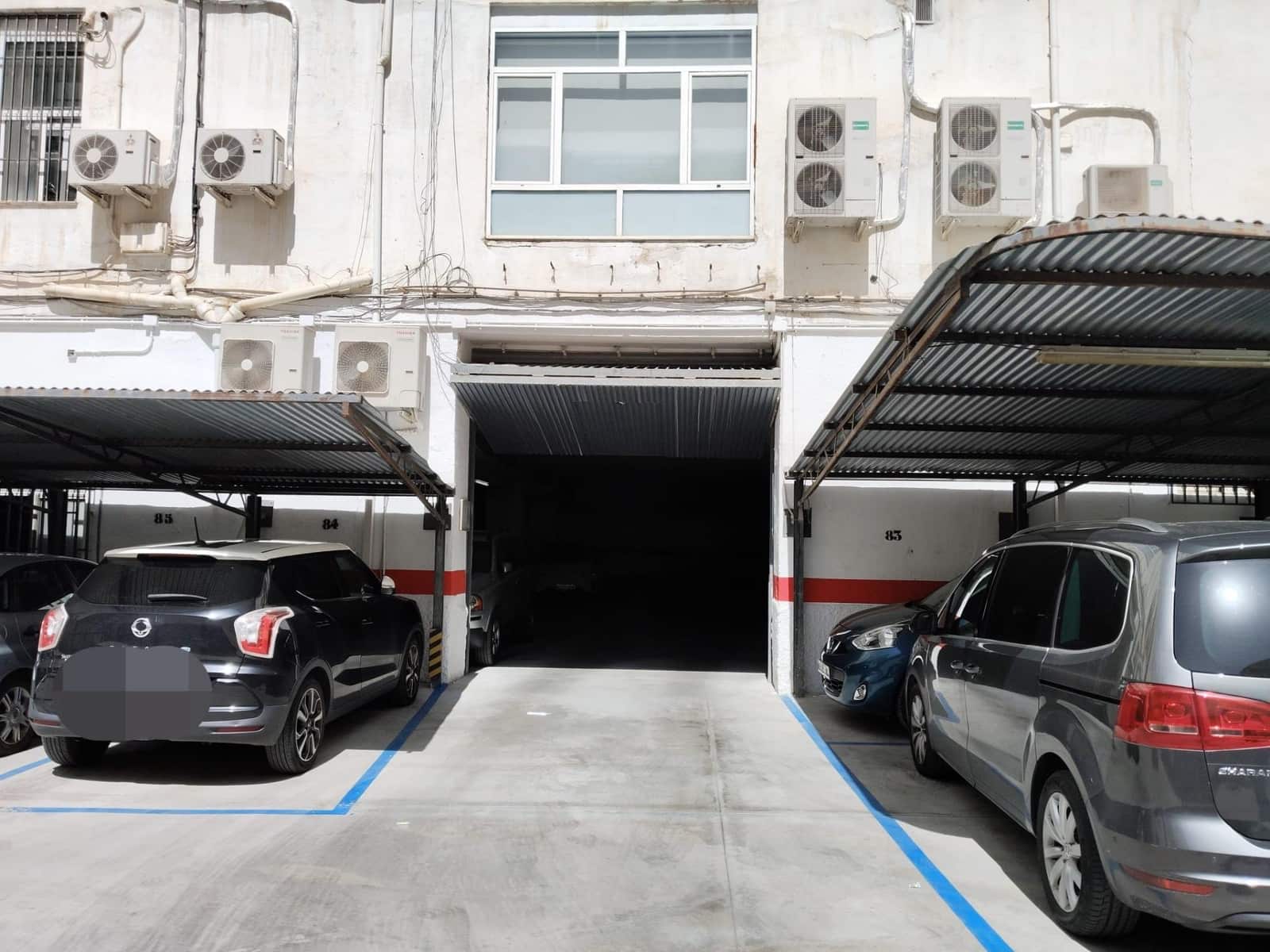 Garage til salg i Granada by - € 51.500 (Ref: 8929975)