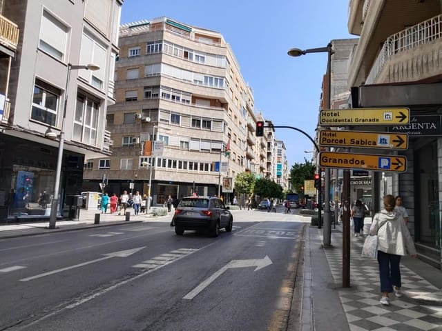 Garage in vendita in Centro, Granada città - 51.500 € (Rif: 8929975)