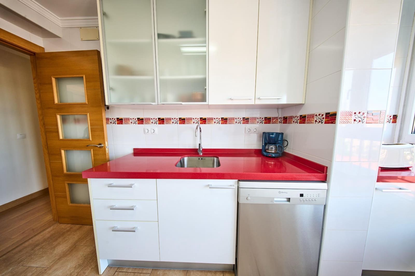 3 Zimmer Wohnung zu vermieten in Granada Stadt - 950 € (Ref: 8968577)