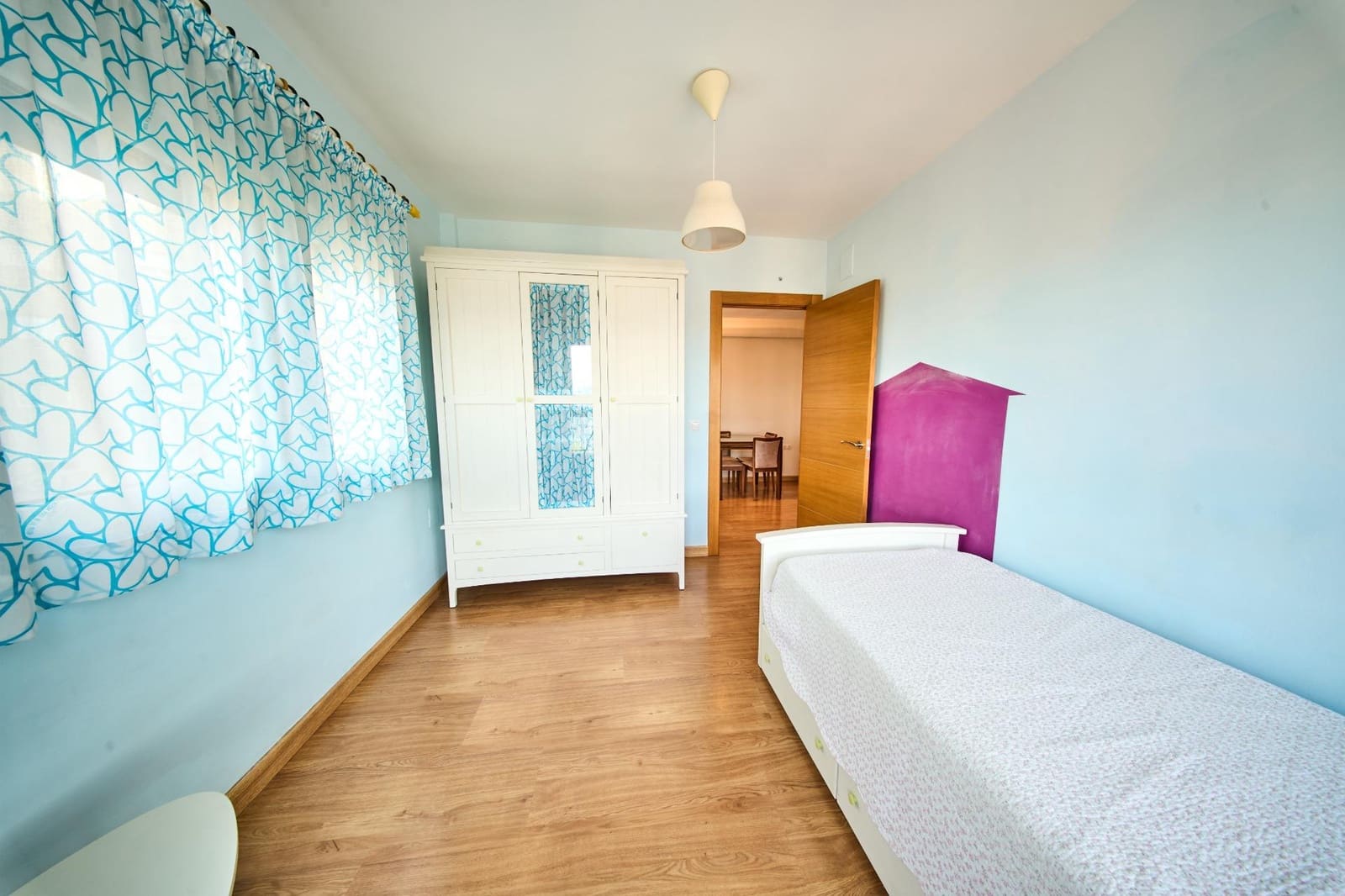 3 Zimmer Wohnung zu vermieten in Granada Stadt - 950 € (Ref: 8968577)