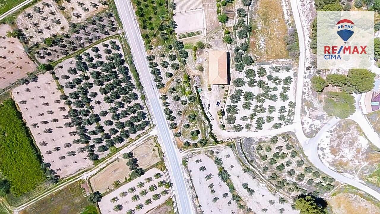 Grunde uden byggetilladelser til salg i Castillejar - € 80.000 (Ref: 8970580)