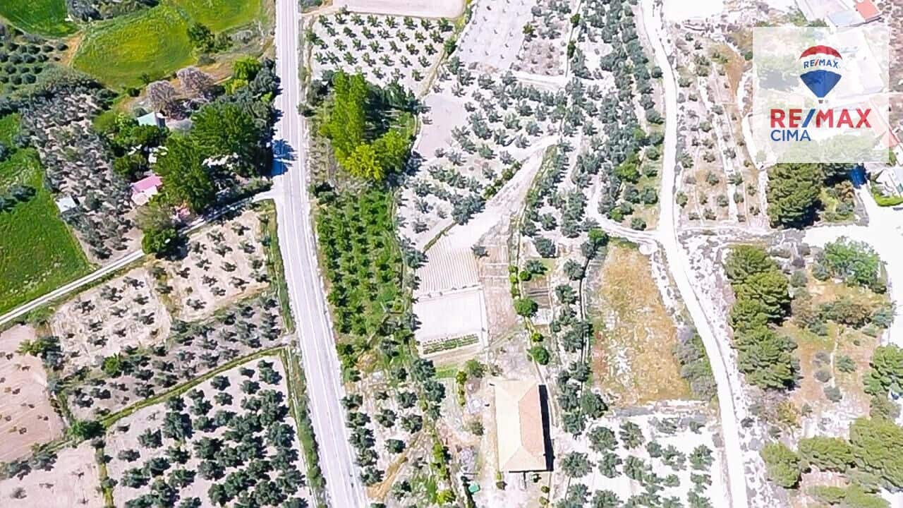 Grunde uden byggetilladelser til salg i Castillejar - € 80.000 (Ref: 8970580)