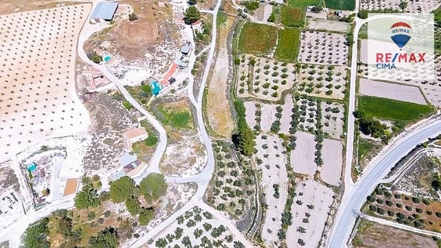 Grunde uden byggetilladelser til salg i Castilléjar - € 80.000 (Ref: 8970580)