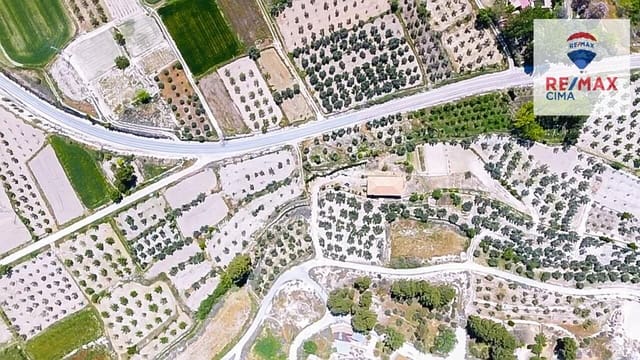 Grunde uden byggetilladelser til salg i Castilléjar - € 80.000 (Ref: 8970580)